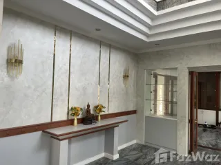 À vendre 4 chambres maison à Thawi Watthana, Bangkok
