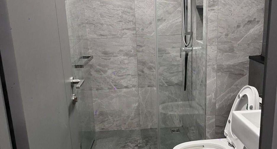 For sale 1 bed condo in Watthana, Bangkok