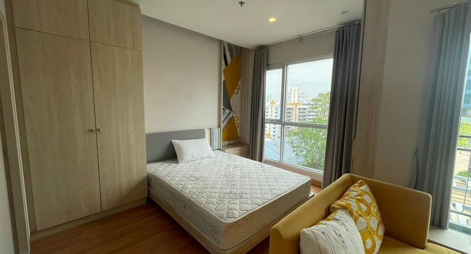 À louer studio condo à Phaya Thai, Bangkok