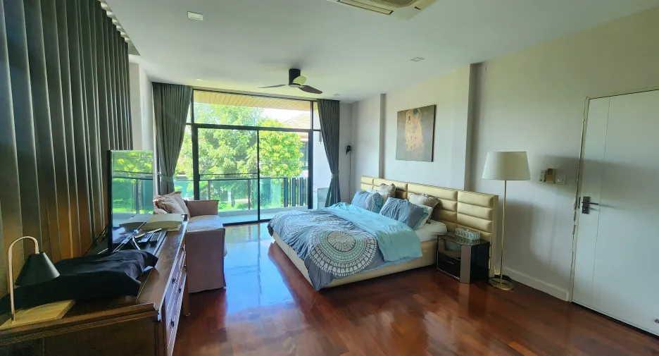 出售 3 卧室 独立屋 在 Phasi Charoen, 曼谷