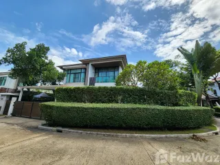 For sale 3 bedrooms house in Phasi Charoen, Bangkok