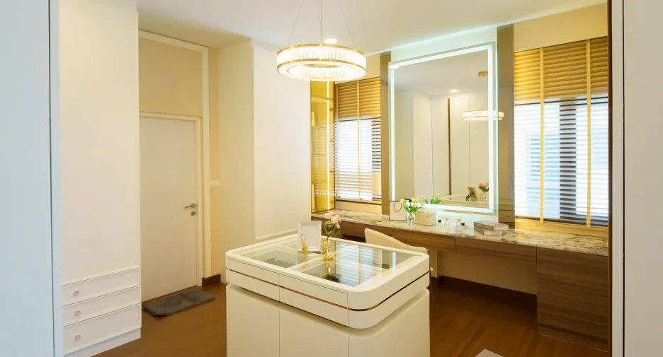 Casa en venta de 4 habitaciones en Bang Phli, Samut Prakan