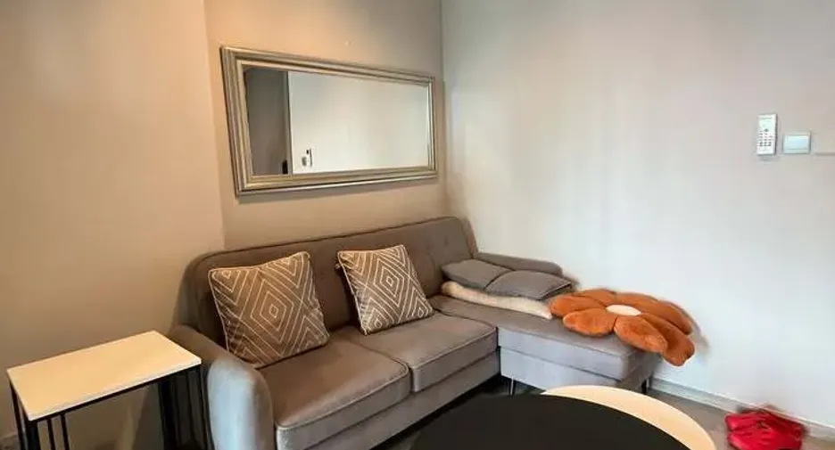 For rent and for sale 1 bed apartment in Huai Khwang, Bangkok