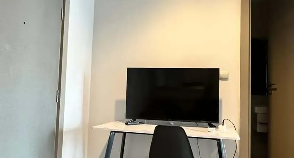 For rent and for sale 1 bed apartment in Huai Khwang, Bangkok