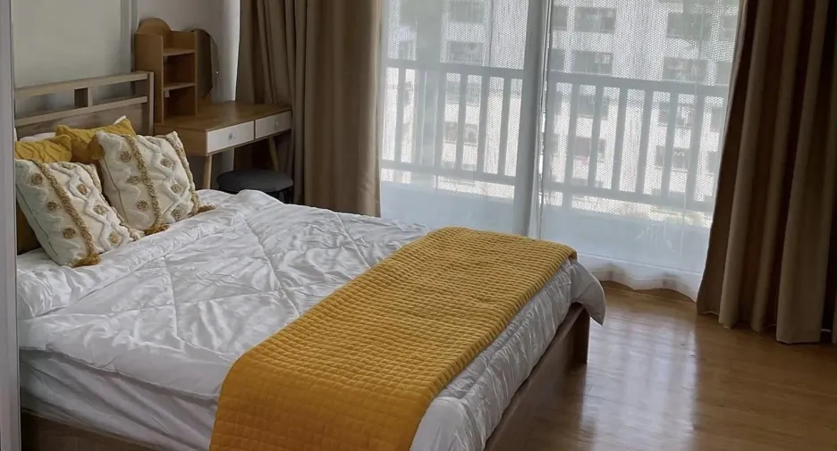 For rent 1 bed condo in Bang Kapi, Bangkok