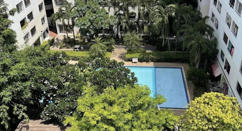 For rent 1 bed condo in Bang Kapi, Bangkok