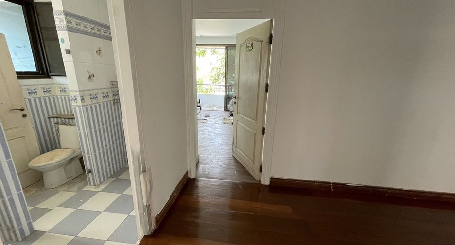 出售 5 卧室 独立屋 在 Wang Thong Lang, 曼谷