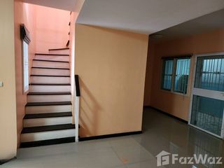 出租 3 卧室 联排别墅 在 Bang Sao Thong, Samut Prakan