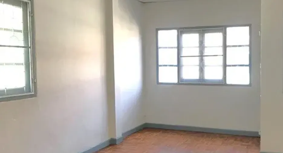 For sale 2 bedrooms townhouse in Don Mueang, Bangkok