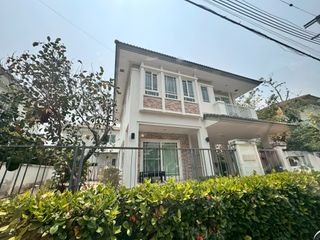 出售 3 卧室 独立屋 在 Bang Kapi, 曼谷