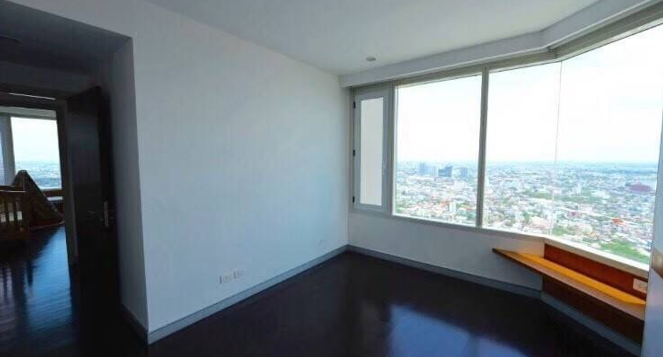 For sale and for rent 2 bedrooms condo in Bang Kho Laem, Bangkok
