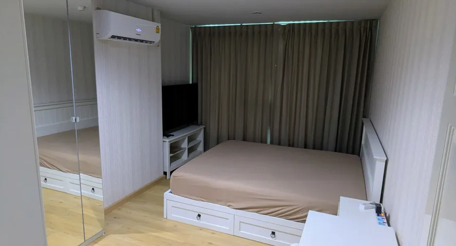 For sale 2 bedrooms condo in Watthana, Bangkok