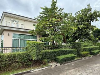 For sale and for rent 5 bedrooms house in Lat Krabang, Bangkok