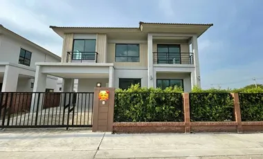 For sale 3 bedrooms house in Bang Phli, Samut Prakan