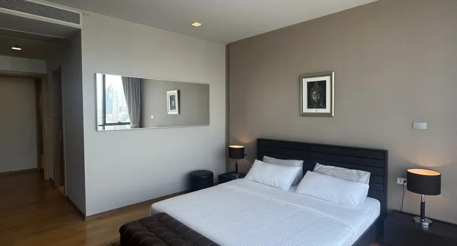 For sale 2 ベッドルーム condo in Khlong Toei, Bangkok