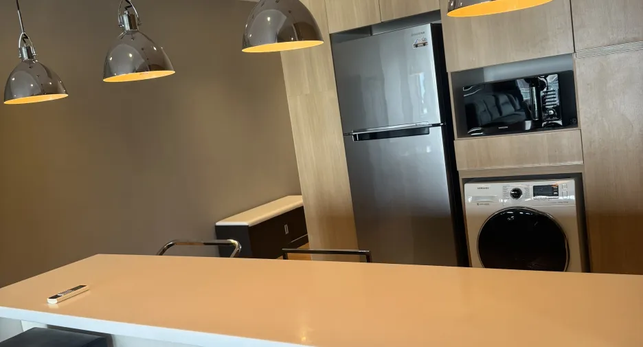 For sale 2 ベッドルーム condo in Khlong Toei, Bangkok