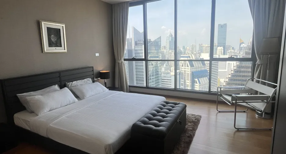 For sale 2 ベッドルーム condo in Khlong Toei, Bangkok