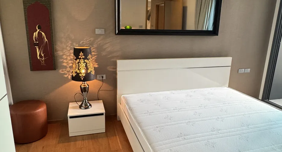 For sale 2 ベッドルーム condo in Khlong Toei, Bangkok