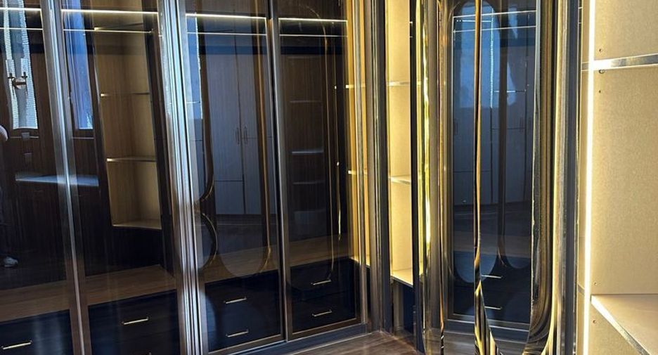 Продажа 7 спальни кондо в Кхлонг Сан, Бангкок