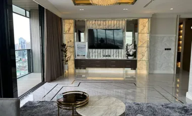 For sale 7 bedrooms condo in Khlong San, Bangkok