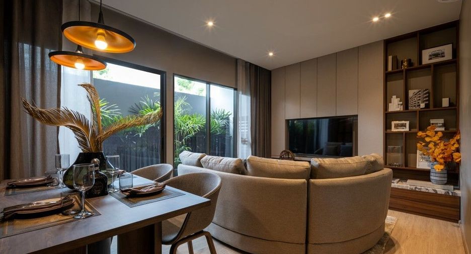 For sale 2 ベッドルーム condo in Bang Kapi, Bangkok