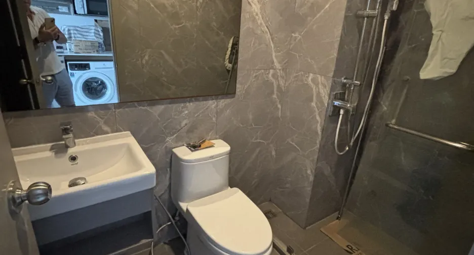 For sale and for rent 1 bed condo in Watthana, Bangkok