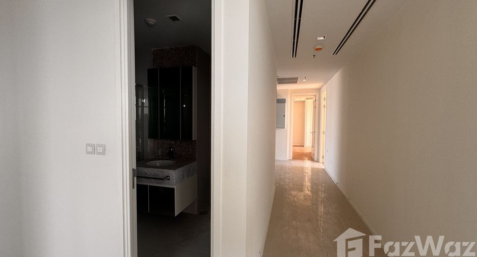 À vendre 3 chambres condo à Watthana, Bangkok
