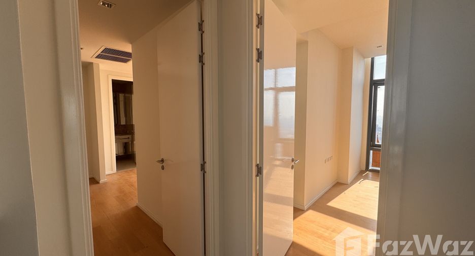 À vendre 3 chambres condo à Watthana, Bangkok