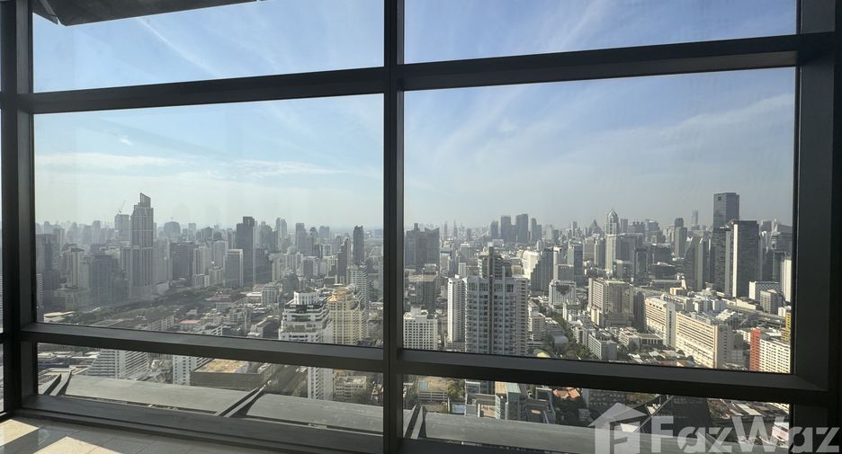 À vendre 3 chambres condo à Watthana, Bangkok