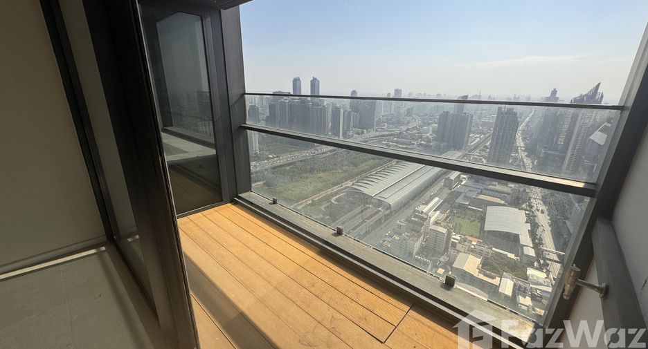 À vendre 3 chambres condo à Watthana, Bangkok