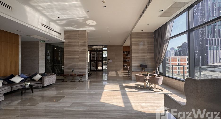 À vendre 3 chambres condo à Watthana, Bangkok