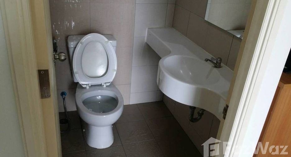 For rent 1 bed condo in Wang Thonglang, Bangkok