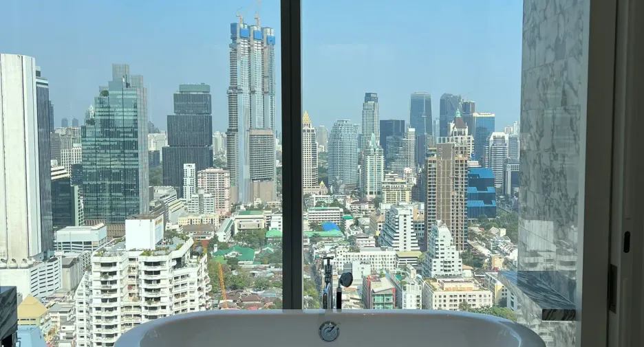 Condo en venta y en alquiler de 2 habitaciones en Sathon, Bangkok