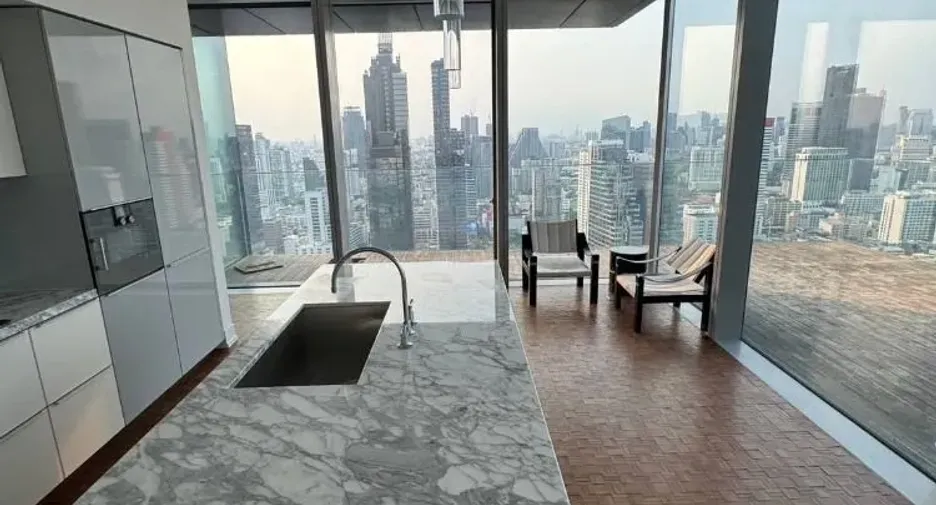 Condo en venta y en alquiler de 2 habitaciones en Sathon, Bangkok