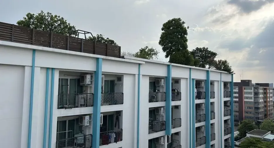 Wohnung zur Miete mit Studio in Phra Khanong, Bangkok
