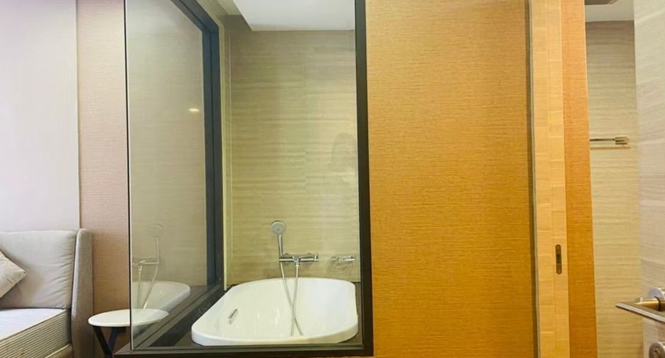 For sale and for rent 3 bedrooms condo in Pathum Wan, Bangkok