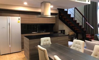 À vendre et à louer 3 chambres condo à Pathum Wan, Bangkok