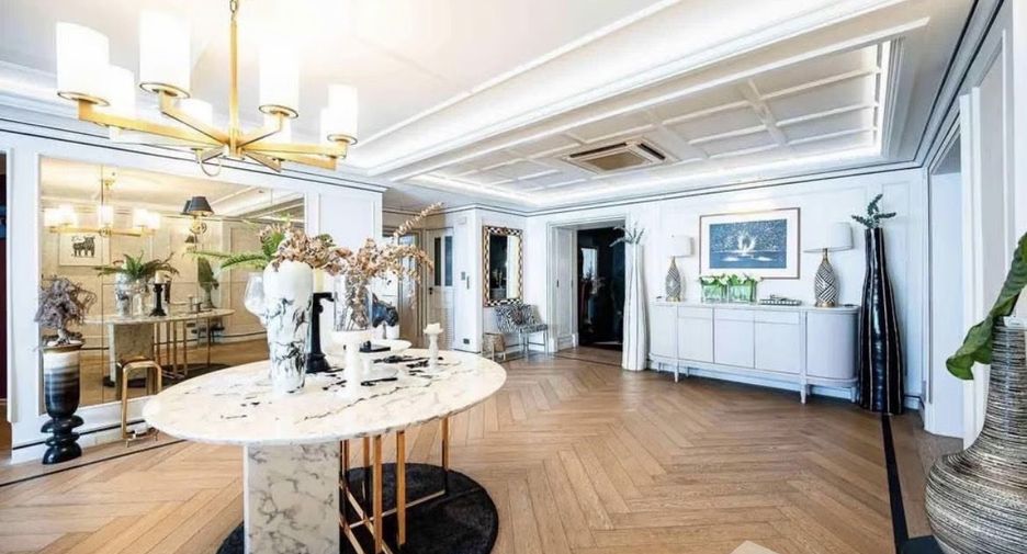 For sale and for rent 3 bedrooms condo in Khlong Toei, Bangkok