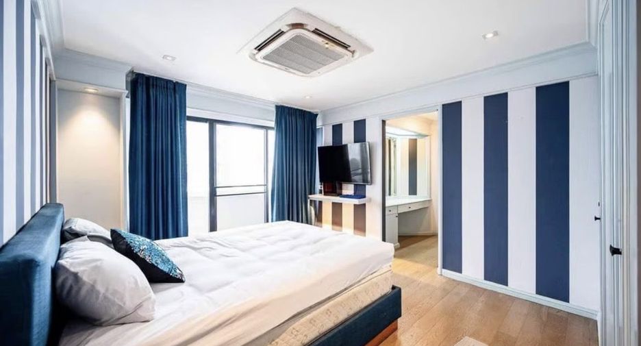 For sale and for rent 3 bedrooms condo in Khlong Toei, Bangkok