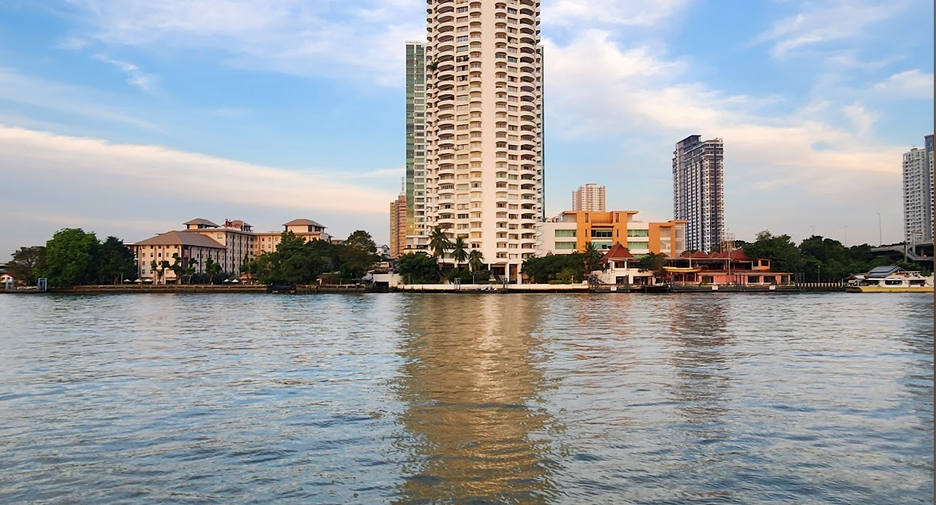 For sale 3 bedrooms condo in Sathon, Bangkok