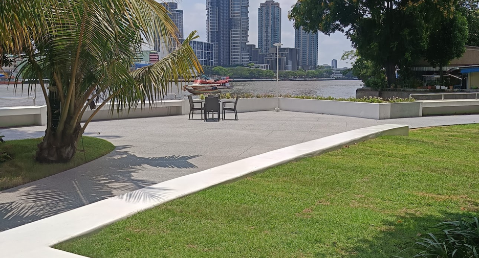 For sale 3 bedrooms condo in Sathon, Bangkok