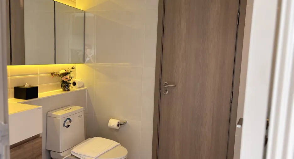 For sale and for rent 2 bedrooms condo in Phra Khanong, Bangkok