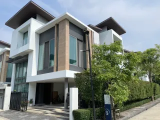 For sale 5 bedrooms house in Bueng Kum, Bangkok