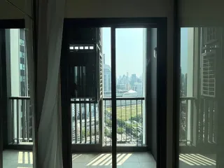 For sale 1 bed condo in Pathum Wan, Bangkok