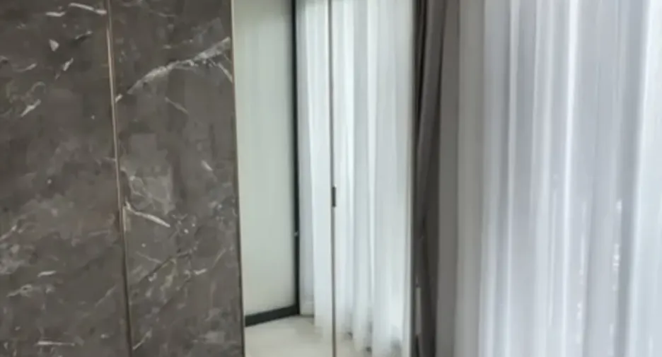 For sale 1 bed condo in Pathum Wan, Bangkok