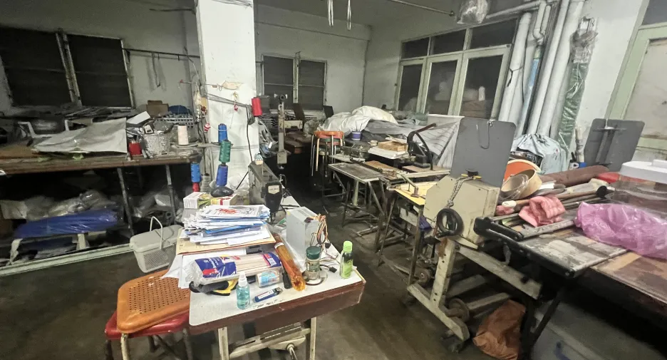 For sale 11 bedrooms retail Space in Huai Khwang, Bangkok