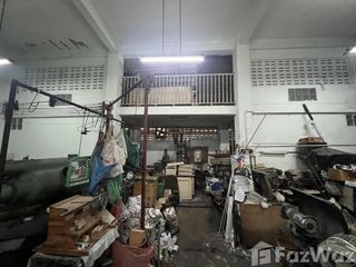 出售 11 卧室 商业空间 在 Huai Khwang, 曼谷