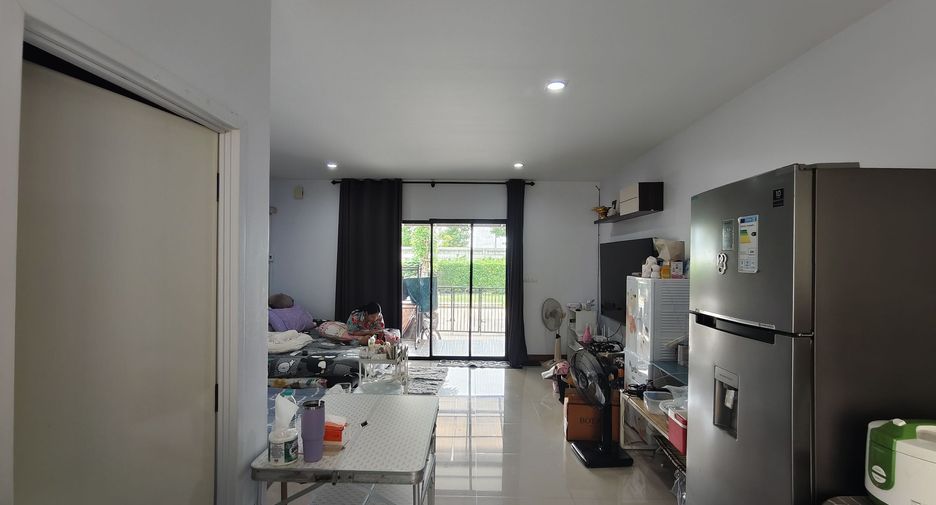 Reihenhaus zum Kauf mit 2 Zimmer in Phra Samut Chedi, Samut Prakan