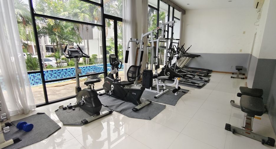 À vendre 2 chambres maison de ville à Phra Samut Chedi, Samut Prakan