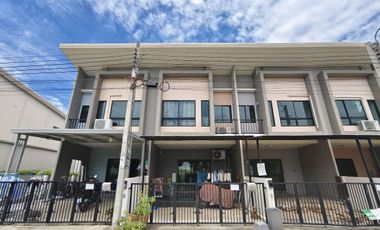 Reihenhaus zum Kauf mit 2 Zimmer in Phra Samut Chedi, Samut Prakan